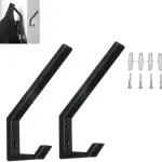 Set x2 soportes para casco de moto negros para pared con tornillos, ideales para colgar.