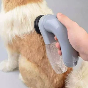 Cepillo aspiradora para mascotas quitando pelo de perro, ideal para peluquería canina.