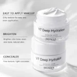 Crema Aclarante V7 Deep Hydration BIOAQUA, dos tarros apilados con texto promocional.