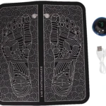 Masajeador de pies EMS relajante con diseño de huella y control circular, ideal para aliviar el cansancio.