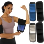 Mujer sonriente mostrando moldeador de brazos para quemar grasa y otros 3 colores.