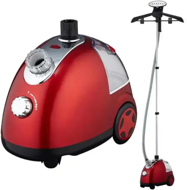 Vaporizador de ropa vertical rojo de 1800W con manguera y percha, ideal para alisar prendas.