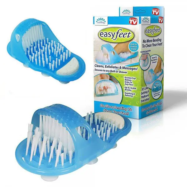 Masajeador de pies azul estilo sandalia con cepillos para limpieza y exfoliación en ducha.