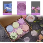 Moldes de silicona para velas y repostería con diseño de flores en colores pastel, perfectos para repostería.