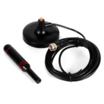 Antena TDT digital base magnética con cable y conector SMA, diseño negro con detalles rojos.