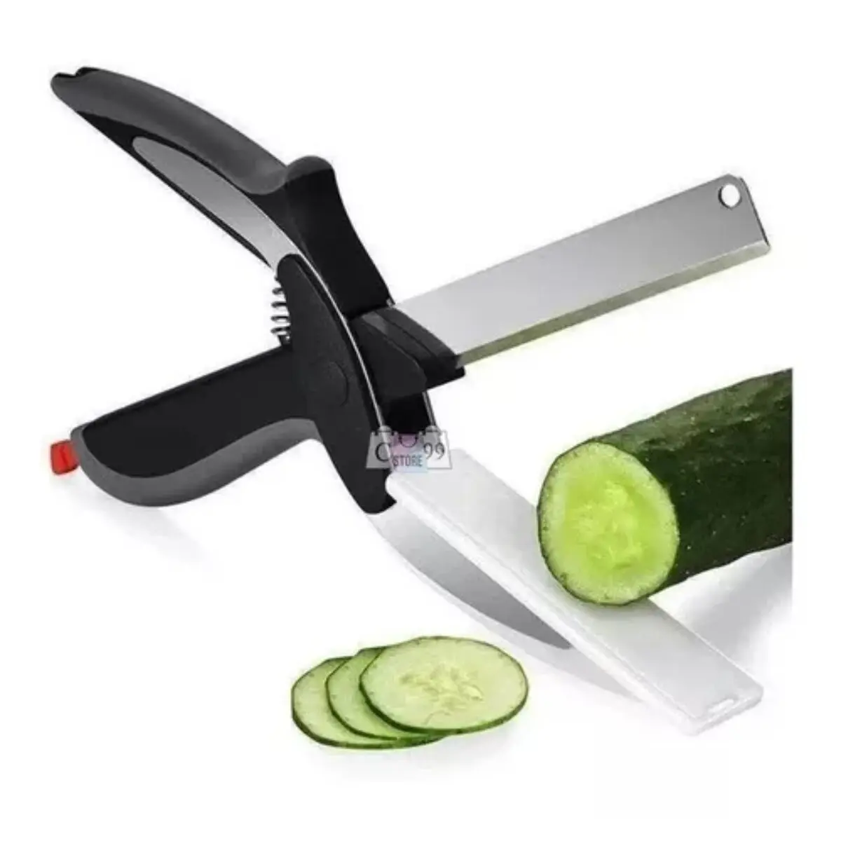 Cortador de vegetales Cl-100 con cuchilla de acero, cortando pepino en rodajas finas.
