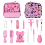 Kit aseo bebé 13 piezas con estuche: peine, cepillo, tijeras, termómetro y más.