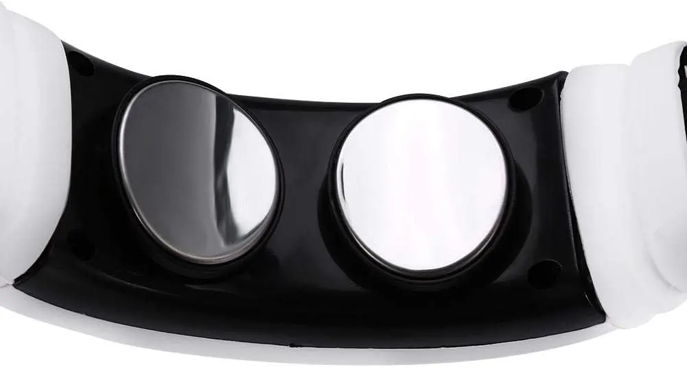 Primer plano de masajeador de cuello negro y blanco con dos almohadillas metálicas reflectantes para los ojos.