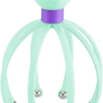 Masajeador de cabeza y cuello con forma de pulpo, color verde menta, con rodillos metálicos.