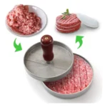 Molde para hamburguesas de carne cruda siendo presionado, junto a hamburguesas listas.