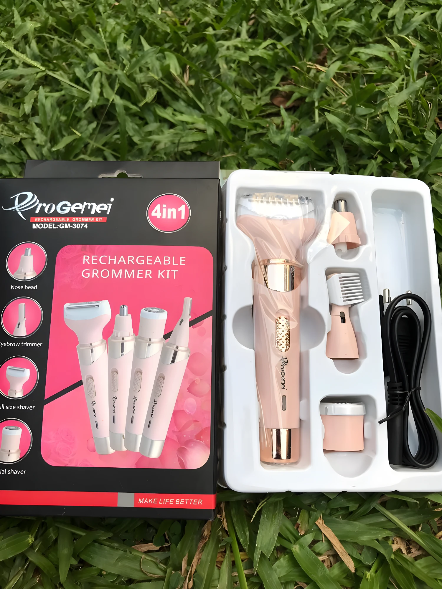 Depiladora Recargable Mujer 4 en 1 ProGrmei GM-3074 rosada con accesorios.