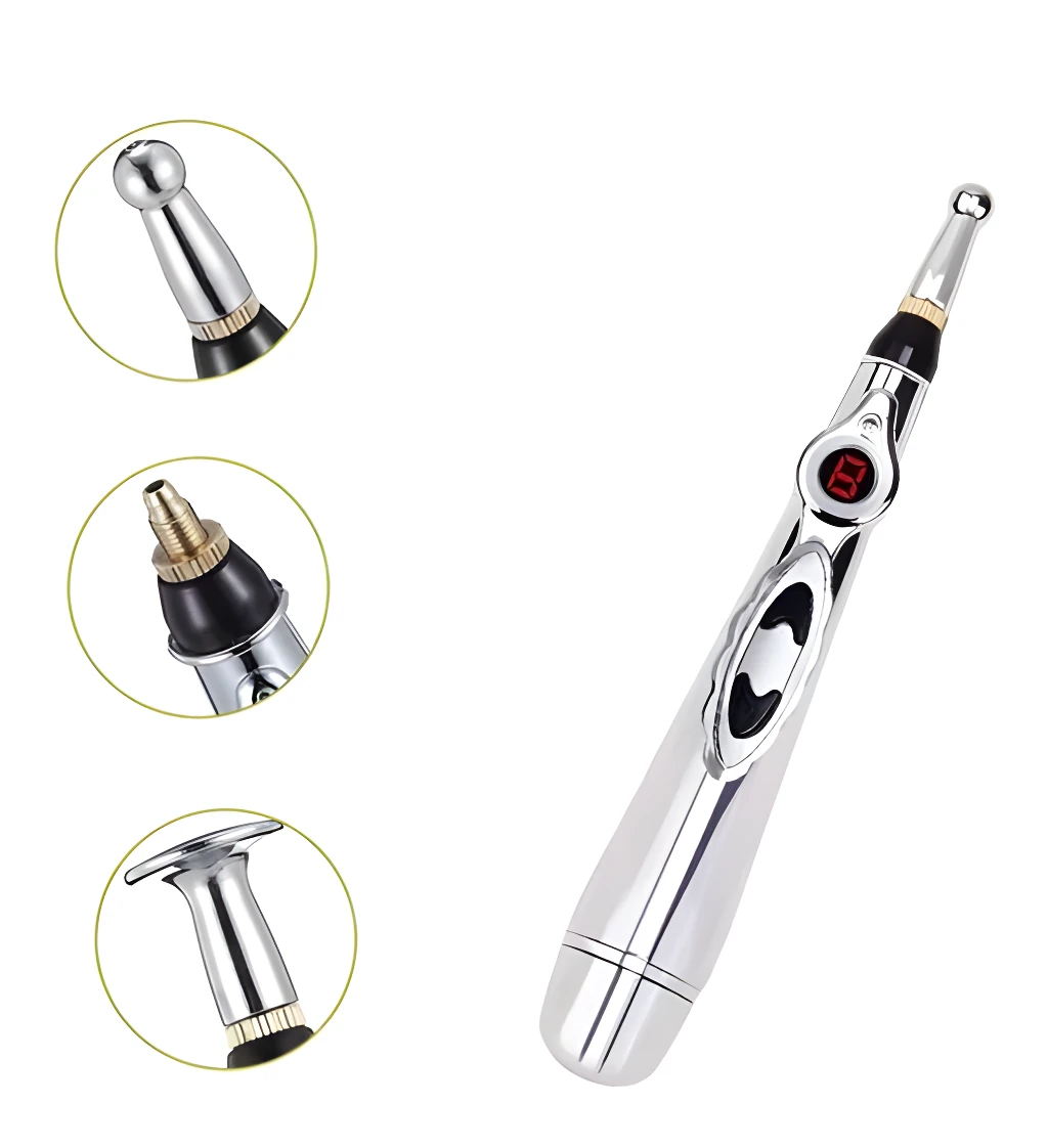 Masajeador electrónico tipo bolígrafo plateado con pantalla digital y diferentes cabezales.