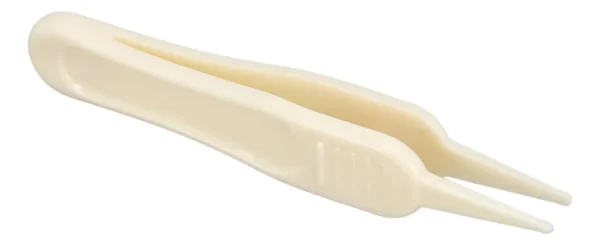 Pinzas de plástico color crema para manicure de bebé, herramienta de cuidado infantil.