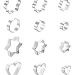 Cortadores de galleta en forma de flor, estrella y corazón de metal para repostería.