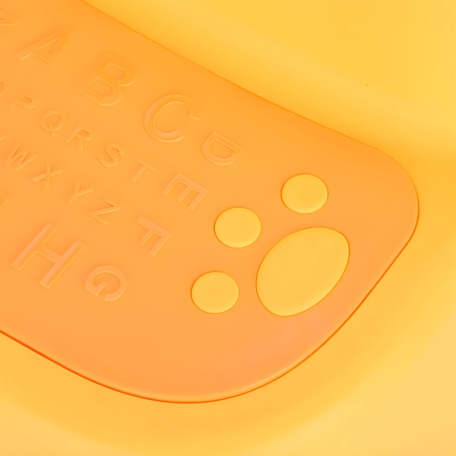 Escalera infantil de dos niveles con letras del abecedario en relieve, color naranja.