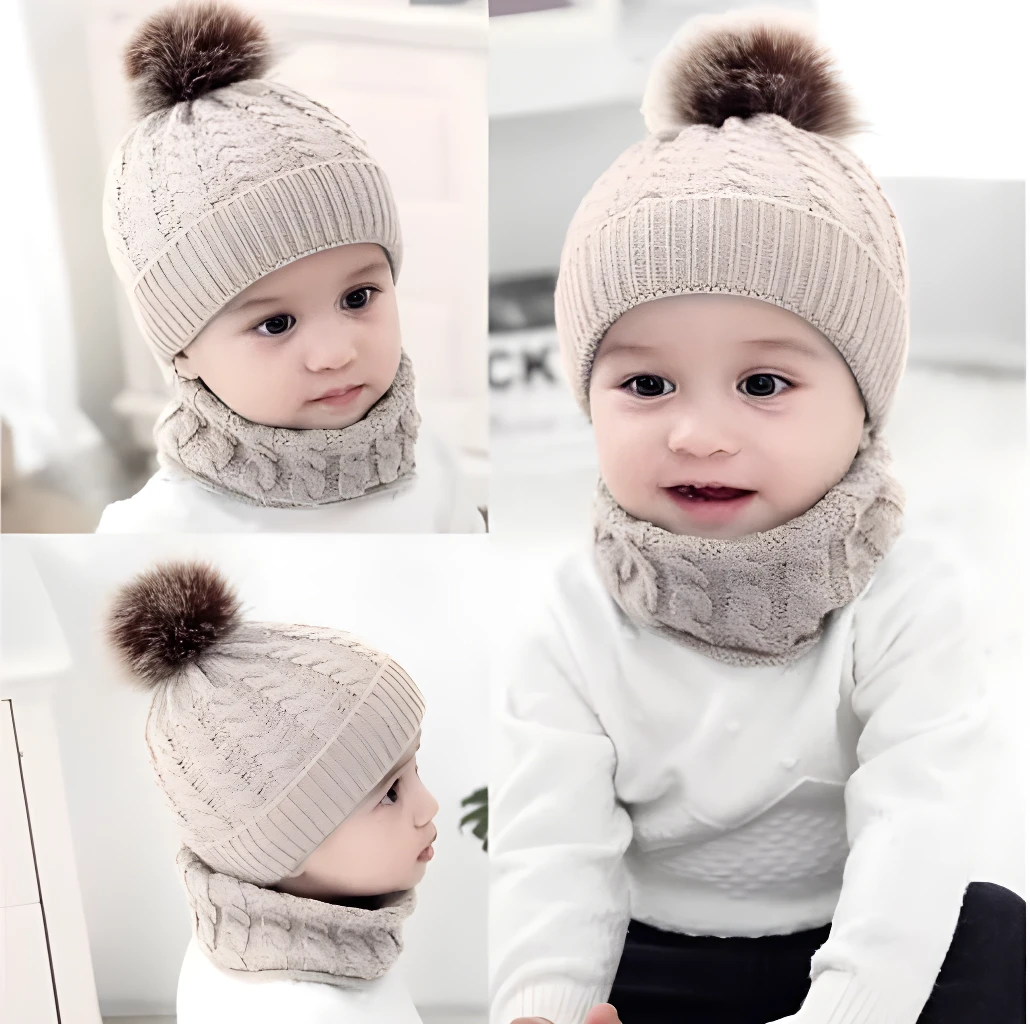 Gorro y bufanda para bebé en tejido beige con pompón, conjunto de invierno adorable.