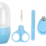 Set de manicura para bebés de 4 piezas: cortaúñas, tijeras, lima y pinza con estuche.