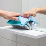 Limpiador de ventanas con dos paños de microfibra de limpieza, para espejos y vidrios.