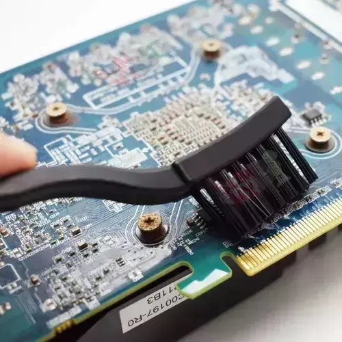 Cepillo de limpieza para componentes electrónicos, para detallar placas base.
