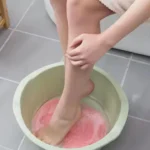 Tapete de baño con ventosas antideslizantes, ideal para ducha o tina.