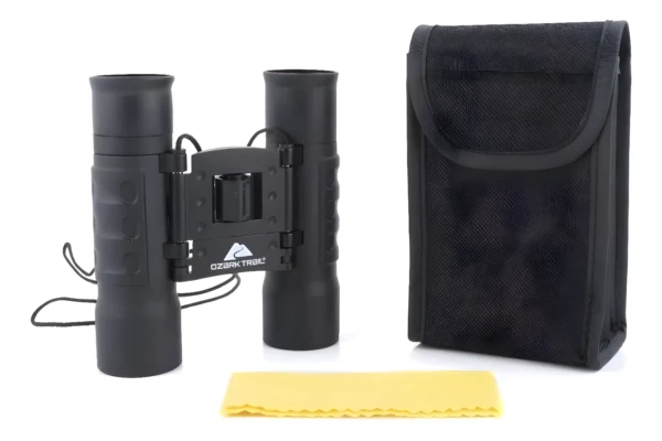 Binoculares Ozark Trail 10X25 largo alcance con estuche y paño limpiador.