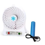 Mini ventilador recargable blanco de 3 velocidades con batería azul y cable USB.