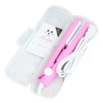 Mini plancha para cabello rosa con estuche, ideal para viajes y retoques.