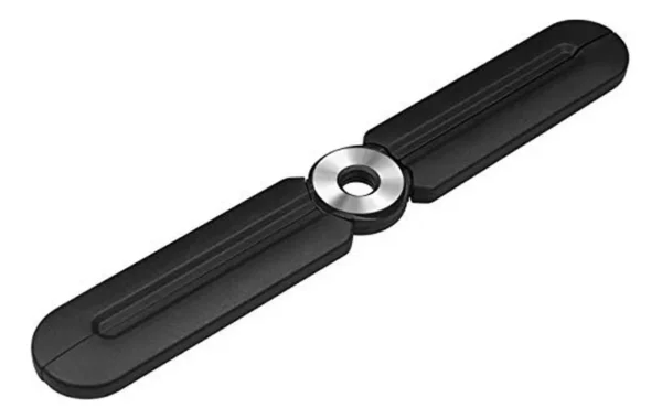 Salva mantel negro plegable con centro metálico circular, diseño moderno.
