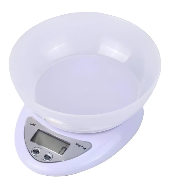 Gramera digital blanca con recipiente desmontable y pantalla LCD, ideal para cocina.