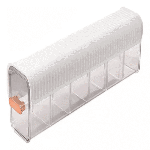 Cajón organizador montable de ropa interior transparente con divisores y broche frontal.