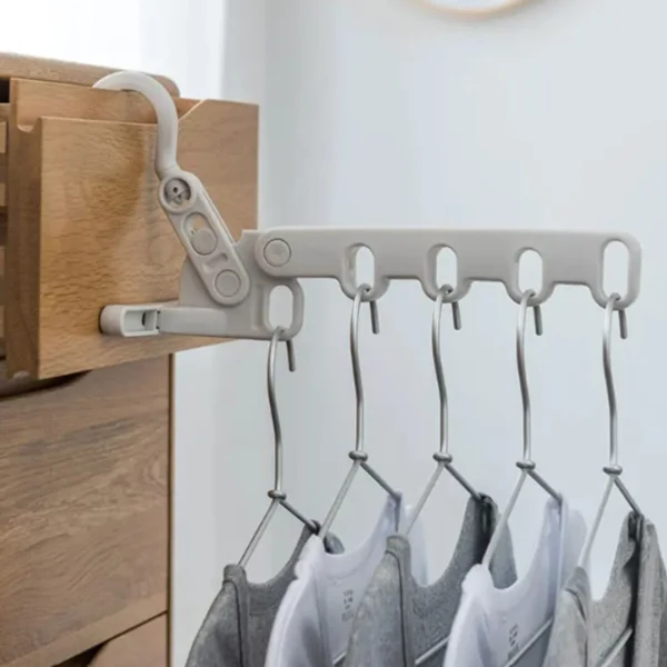 Gancho ropa 5 en 1 plegable para colgar prendas en armario o tendedero.