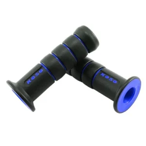 Puños racing Koso para moto en negro y azul, diseño ergonómico y antideslizante.