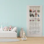 Organizador de zapatos colgante de 24 compartimentos para colgar en la puerta con artículos de papelería y accesorios.