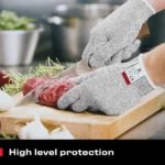 Guantes anticorte resistentes para carnicería, protegen al cortar carne con cuchillo.