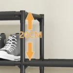 Estante zapatero multiusos de 20 cm de altura entre niveles.