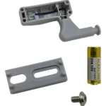 Luz LED para closet con batería 23A 12V, tornillo y soporte gris.