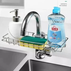 Estante organizador para grifo con jabón líquido, dispensador y esponja de cocina.