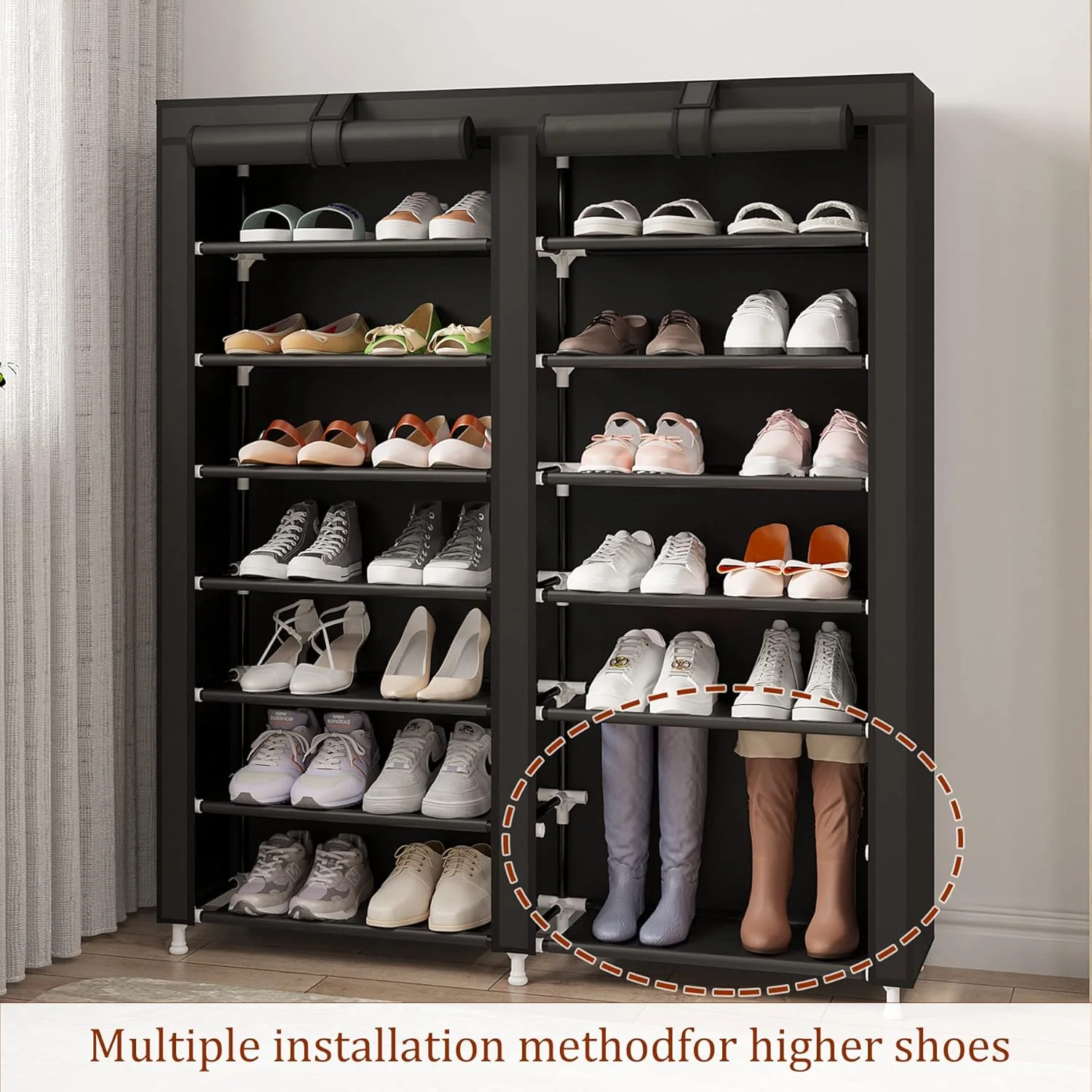 Organizador de zapatos negro cubierto con múltiples módulos, ideal para almacenar calzado alto.
