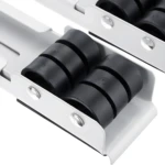 Base rodante ajustable para lavadora, nevera o mueble, con ruedas negras.