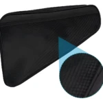 Bolso multipropósito negro para bicicleta, estuche resistente con textura visible.