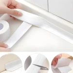 Cinta selladora de humedad blanca para esquinas, se corta y adhiere fácilmente.