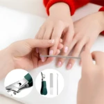 Cortaúñas diseñado para uñas encarnadas, ideal para pedicura y manicura profesional.