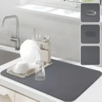 Tapete absorbente para cocina, ideal para secar platos y proteger superficies.