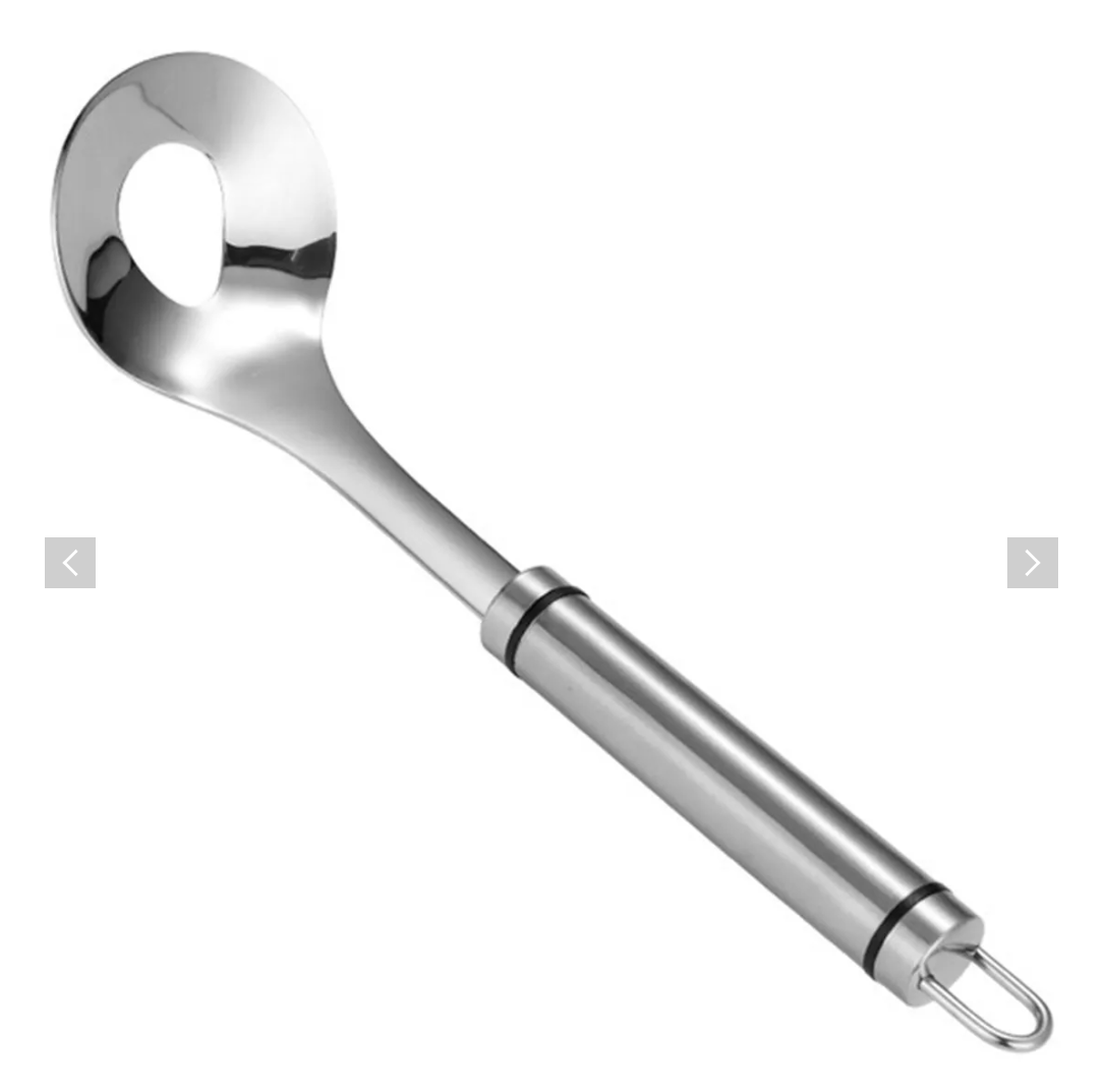Cuchara de acero inoxidable para hacer albóndigas con mango ergonómico y agujero para colgar.