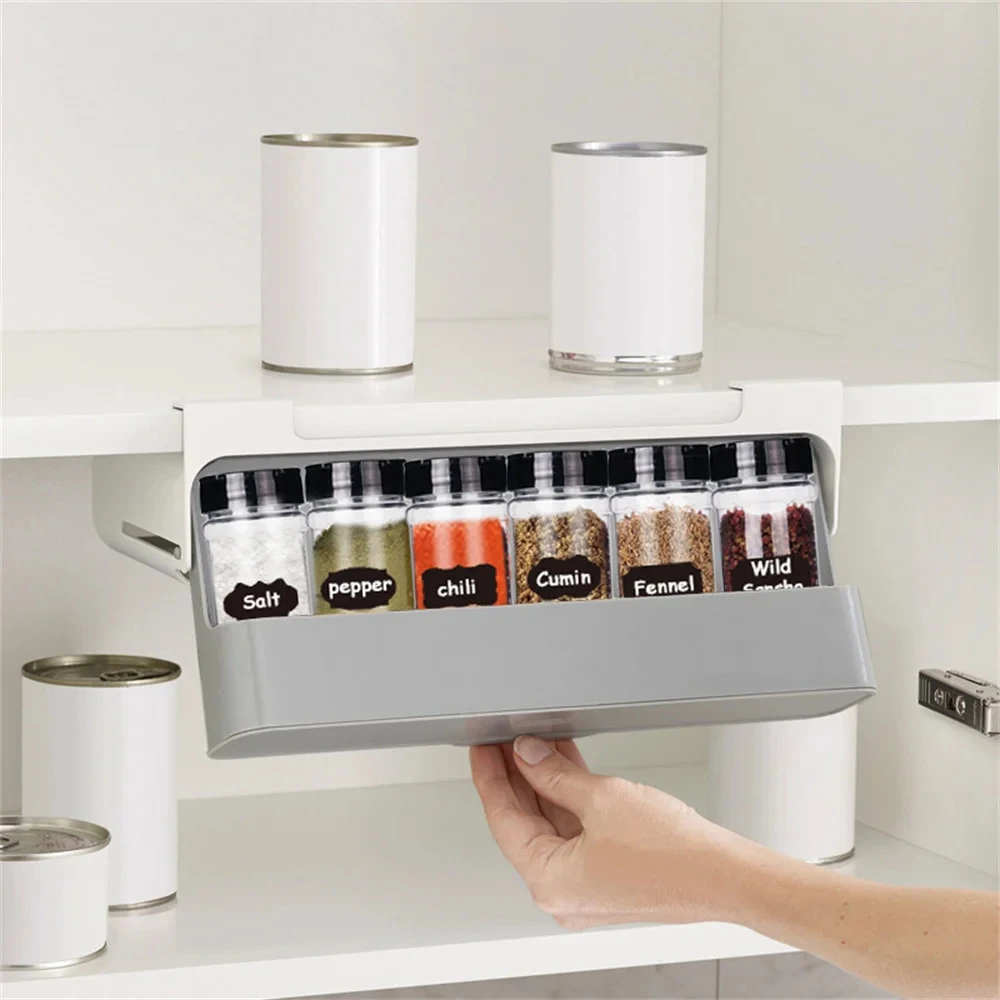 Organizador colgante moderno para especias: sal, pimienta, chile, comino, hinojo.