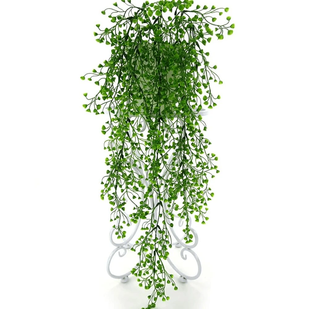 Racimo colgante artificial verde decorativo para interiores y exteriores con soporte.