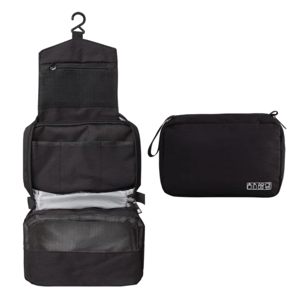Neceser colgante de viaje negro con varios compartimentos y cierre de cremallera.