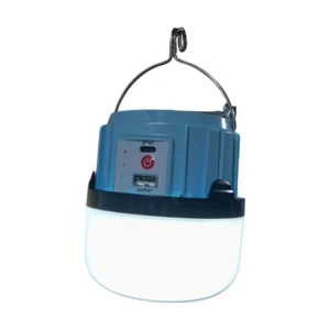 Lámpara de camping LED azul colgante con puerto USB de entrada y salida.