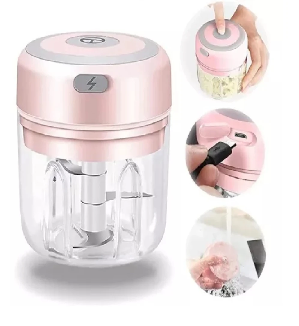 Mini picadora eléctrica recargable rosa, ideal para picar alimentos rápidamente y fácil de usar.