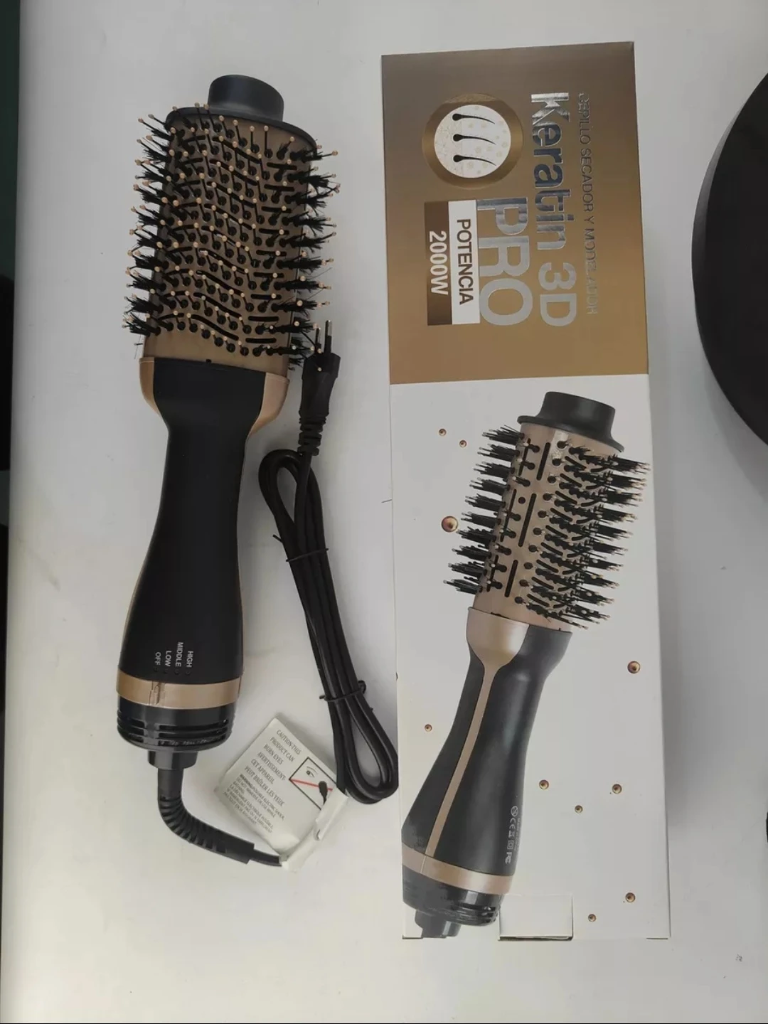 Cepillo secador Keratina 3D Pro con dosificador de calor para cabello, 2000W, ideal para estilizar.